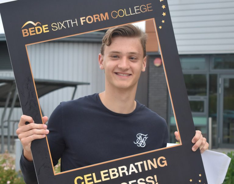 Lewis Walker 768X602